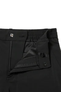 MEN TRAVEL BOOSTER AIR HOLE CARGO SHORT PANTS-BLACK