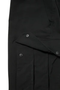 MEN TRAVEL BOOSTER AIR HOLE CARGO SHORT PANTS-BLACK